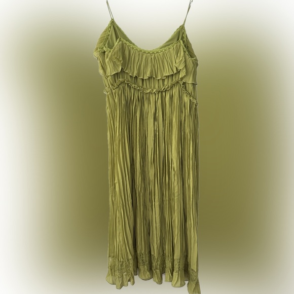 ASOS green pleated dress with ruffle and lace details - Picture 3 of 4